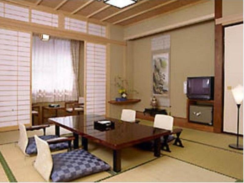 Sanpusou Ryokan Chikuma Экстерьер фото